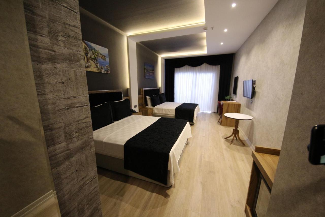 Rose Bay Hotel 마니사 외부 사진