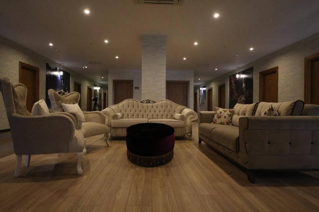 Rose Bay Hotel 마니사 외부 사진