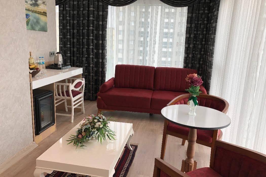 Rose Bay Hotel 마니사 외부 사진