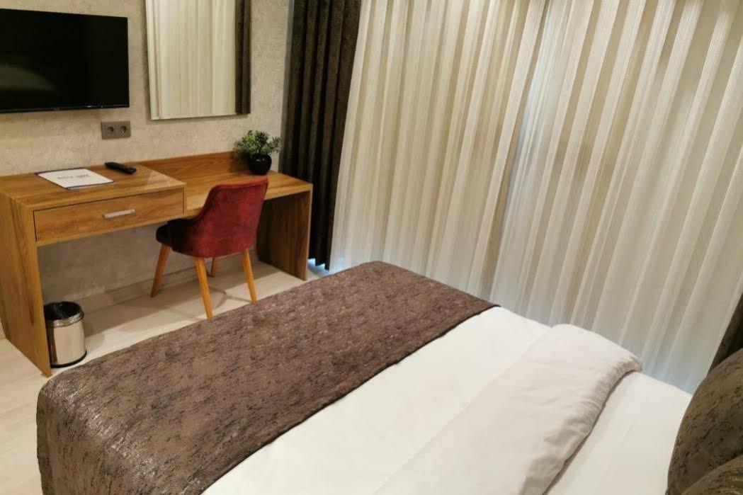 Rose Bay Hotel 마니사 외부 사진